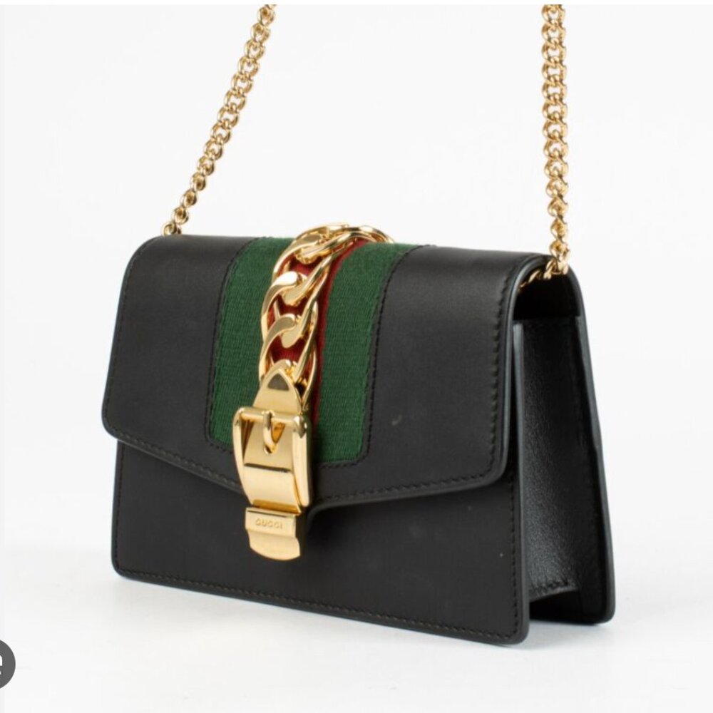 Gucci Chain-Link Sylvie Mini Bag